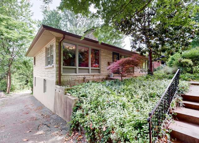 Property at 5303 Park Rd, Louisville, KY 40214, 3 beds, 2 baths