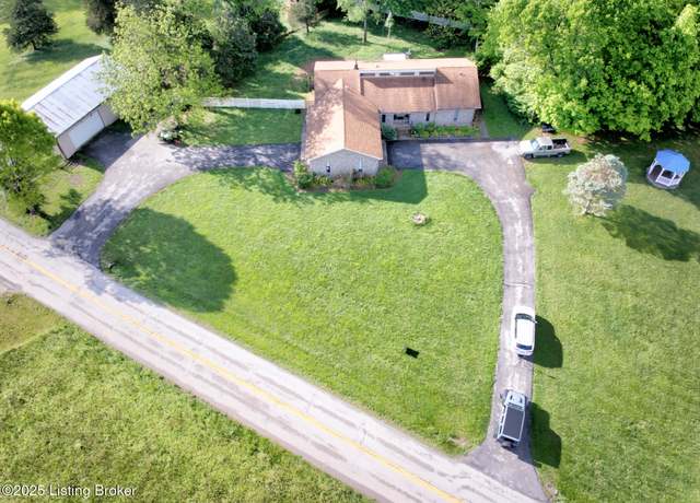 Property at 4640 Ridge Rd, Shepherdsville, KY 40165, 4 beds, 3 baths