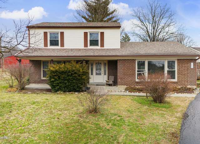 Property at 200 Castlerock Dr, Shepherdsville, KY 40165, 3 beds, 2 baths