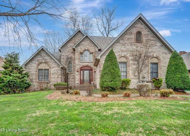 Property at 2021 Hillcircle Rd, Louisville, KY 40214, 3 beds, 3 baths