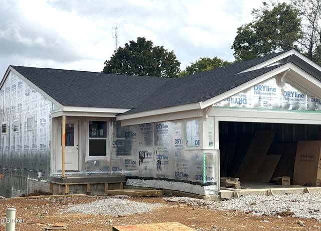 Property at 11207 Breezeway St Unit 61A, Louisville, KY 40291, 3 beds, 2.5 baths