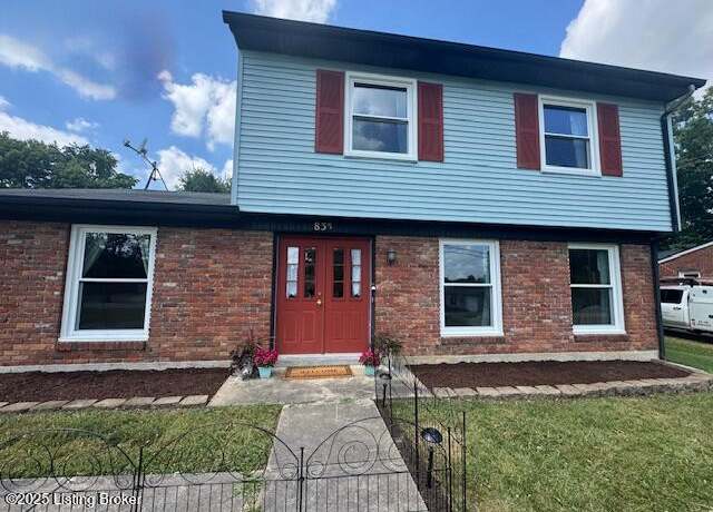 Property at 835 N Pope Lick Rd, Louisville, KY 40243, 3 beds, 1.5 baths