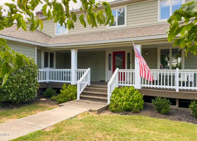 Property at 5200 Richard Ct, Crestwood, KY 40014, 5 beds, 3 baths