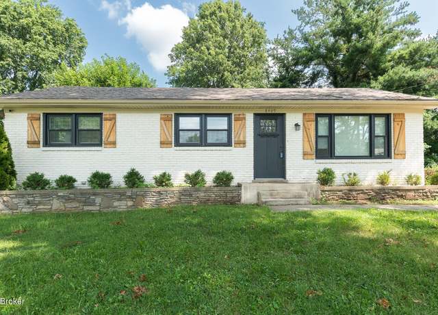 Property at 8409 Robin Hill Dr, Louisville, KY 40291, 3 beds, 2 baths
