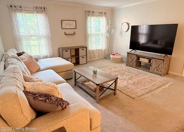 Property at 8127 Lake Ave #8, Louisville, KY 40222, 1 bed, 1 bath