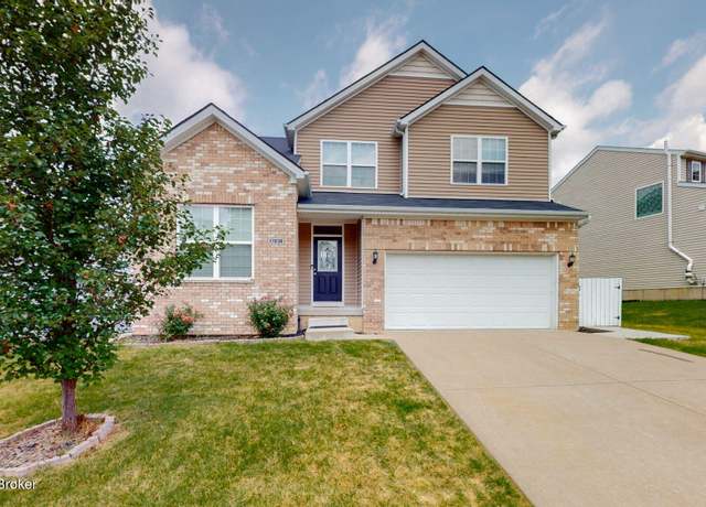 Property at 17038 Green Crest Ln, Louisville, KY 40245, 3 beds, 2.5 baths