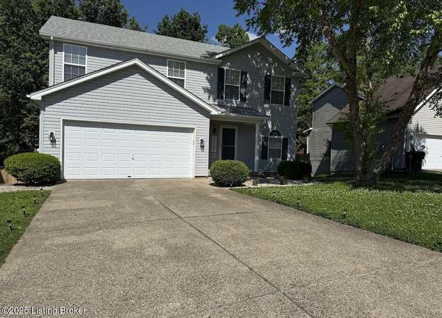Property at 7817 Lariat Rd, Louisville, KY 40219, 3 beds, 2.5 baths