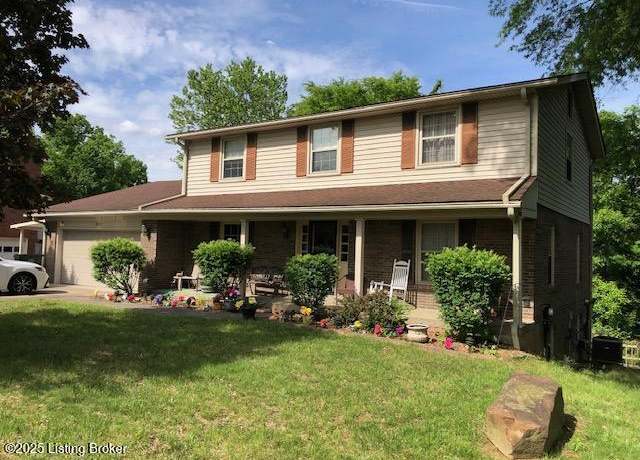 Property at 8907 Lakeridge Dr, Louisville, KY 40272, 3 beds, 3 baths
