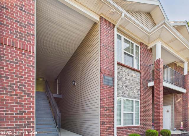 Property at 9400 Clubview Dr #202, Louisville, KY 40291, 3 beds, 2 baths