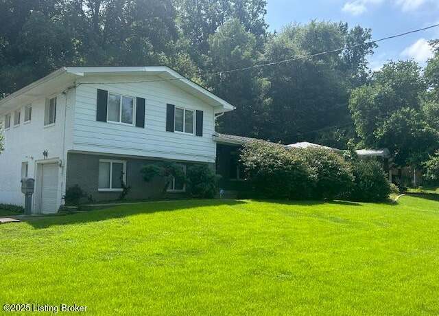 Property at 6603 Norway Dr, Louisville, KY 40214, 3 beds, 2 baths
