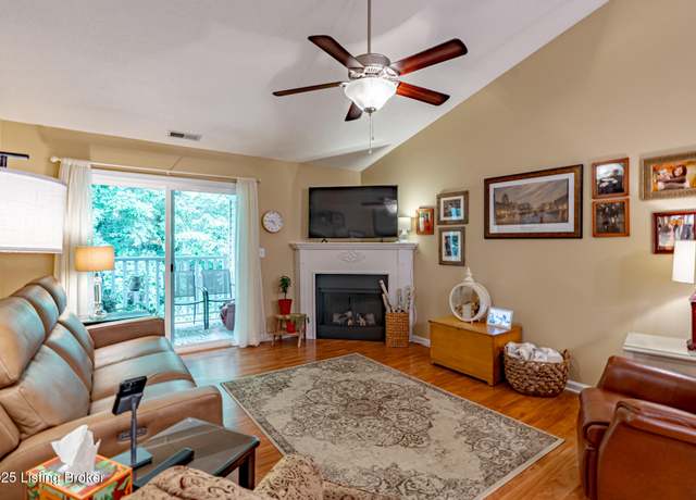 Property at 9106 Hawthorne Pointe Dr #202, Louisville, KY 40272, 2 beds, 2 baths