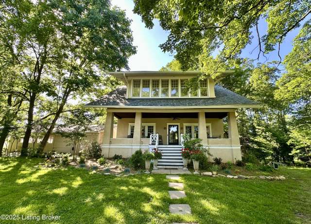 Property at 3900 Altawood Ct, Louisville, KY 40245, 4 beds, 2.5 baths