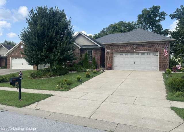 Property at 448 Oakview Dr, Shelbyville, KY 40065, 3 beds, 2 baths