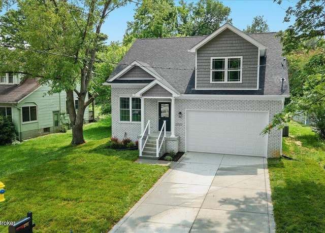 Property at 6702 Shirley Ave, Prospect, KY 40059, 4 beds, 2.5 baths