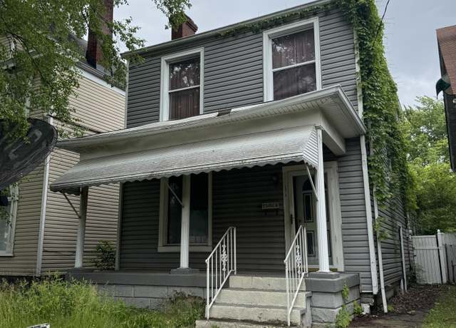 Property at 3015 River Park Dr, Louisville, KY 40211, 3 beds, 1.5 baths