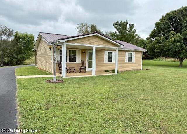 Property at 150 Coffman Ln, Vine Grove, KY 40175, 3 beds, 1 bath
