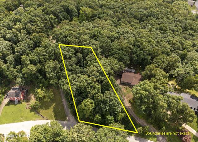 Property at 9112 Lakeridge Dr, Louisville, KY 40272