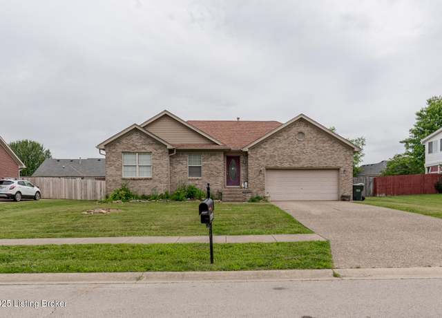 Property at 686 Justin Trl, Mt Washington, KY 40047, 3 beds, 2 baths