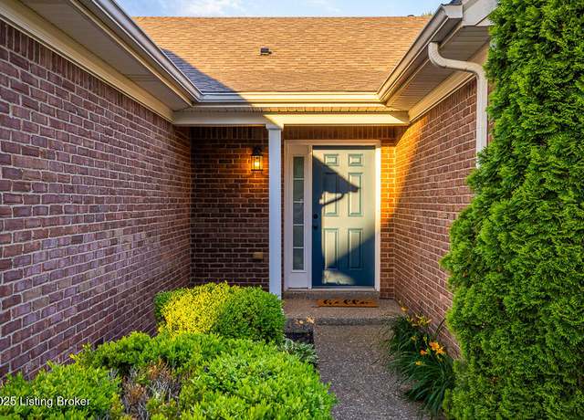 Property at 7003 Hollow Oaks Dr, Louisville, KY 40291, 4 beds, 2 baths