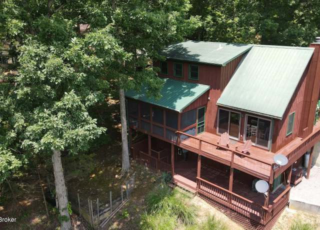 Property at 231 Beech Ln, Jamestown, KY 42629, 2 beds, 1.5 baths