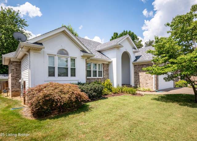 Property at 4920 Hunters Point Cir, Louisville, KY 40216, 3 beds, 2.5 baths