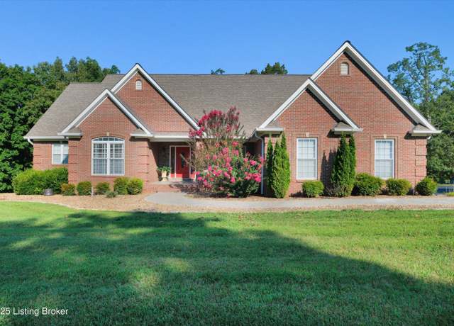 Property at 15 Serena Cir, Leitchfield, KY 42754, 4 beds, 4 baths