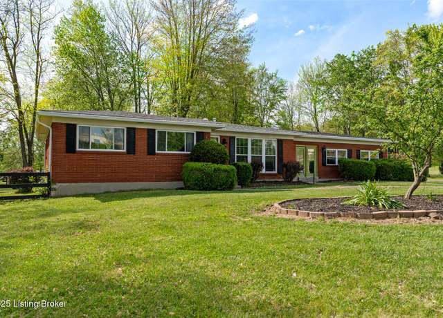 Property at 1465 N Buckman St, Shepherdsville, KY 40165, 3 beds, 1.5 baths