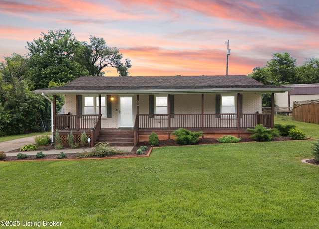 Property at 404 Boone Ave, Mt Sterling, KY 40353, 3 beds, 1 bath