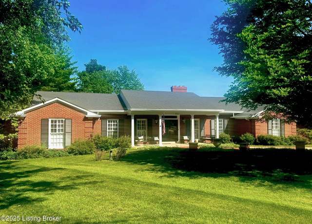 Property at 2001 Starmont Rd, Louisville, KY 40207, 3 beds, 2.5 baths