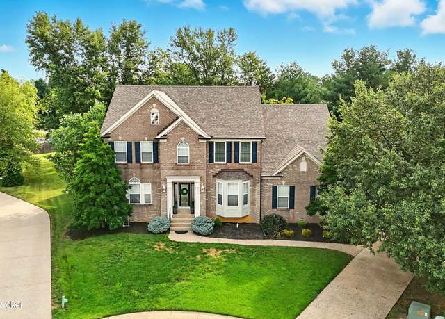 Property at 6600 Poplar Forest Ln, Louisville, KY 40291, 3 beds, 2.5 baths
