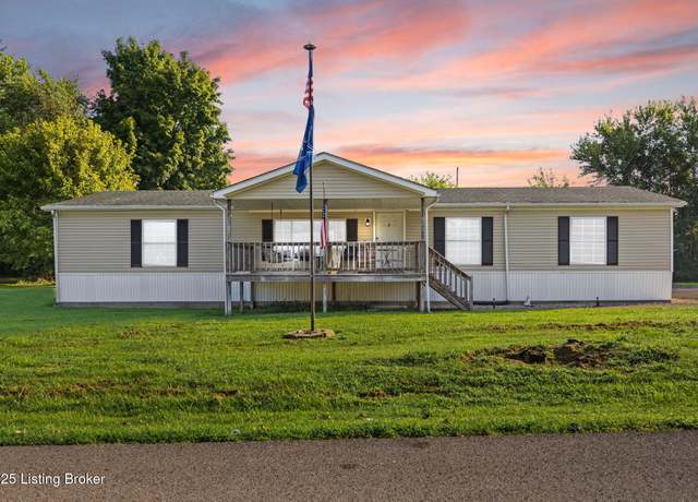 Property at 121 Central Ave, Leitchfield, KY 42754, 3 beds, 2 baths
