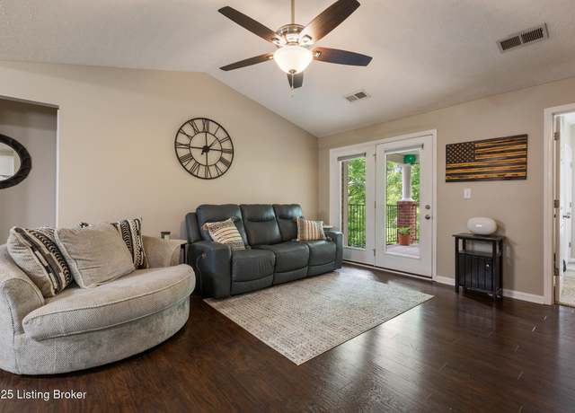Property at 10207 Deer Vista Dr #204, Louisville, KY 40291, 2 beds, 2 baths