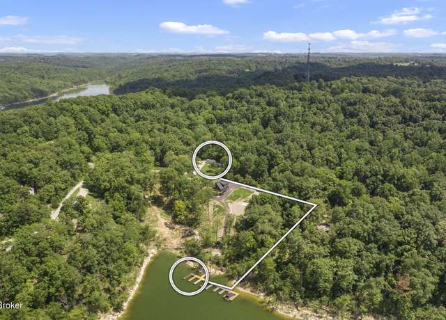 Property at 1 Twin Oaks Dr, Mammoth Cave, KY 42259, 3 beds, 2 baths