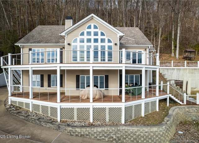 Property at 5107 Stoneview Dr, Charlestown, IN 47111, 4 beds, 3.5 baths