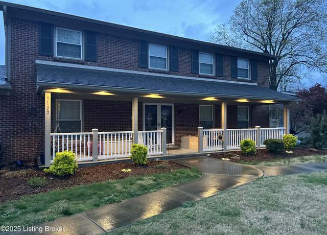 Property at 9102 Lakeridge Dr, Louisville, KY 40272, 5 beds, 3.5 baths