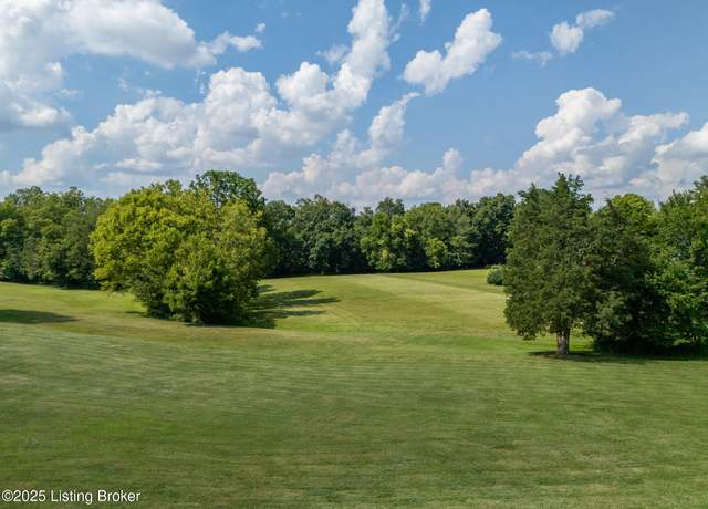 Property at 2 Landspur Ct, Simpsonville, KY 40067