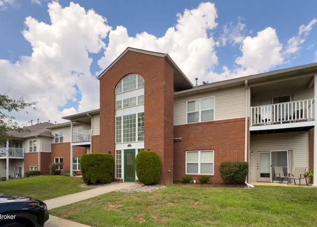 Property at 9417 Magnolia Ridge Dr Unit 101, Louisville, KY 40291, 2 beds, 2 baths