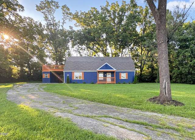 Property at 10527 Fairview Ave, Jeffersontown, KY 40299, 5 beds, 2.5 baths