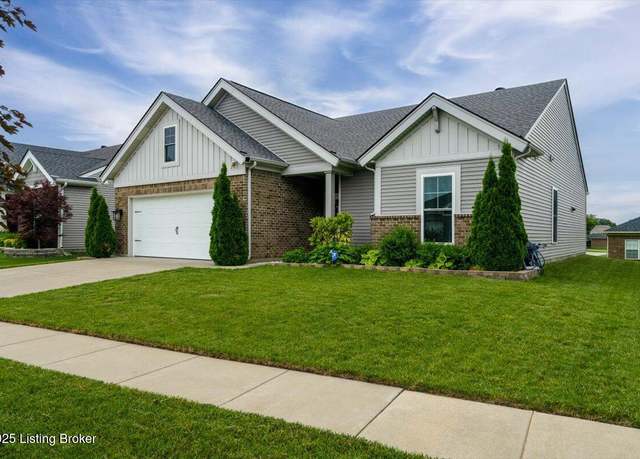 Property at 6412 Oak Village Dr, Louisville, KY 40228, 3 beds, 2 baths