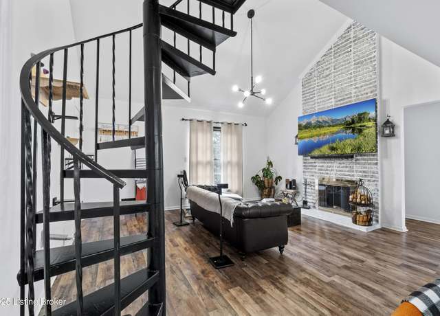 Property at 1934 Goldsmith Ln #5, Louisville, KY 40218, 2 beds, 1.5 baths