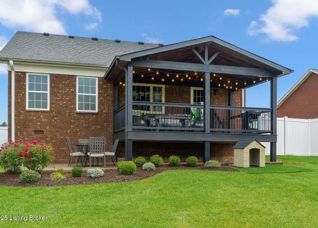 Property at 311 Oak Grv Dr, Bardstown, KY 40004, 3 beds, 2 baths