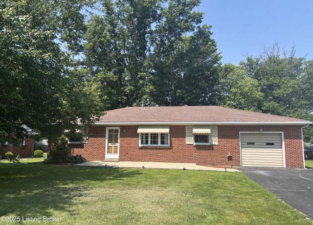 Property at 399 Shadyview Dr, Eminence, KY 40019, 3 beds, 2 baths