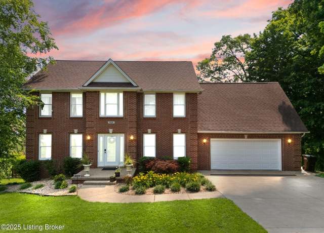Property at 404 Timber Ln, Elizabethtown, KY 42701, 5 beds, 3.5 baths