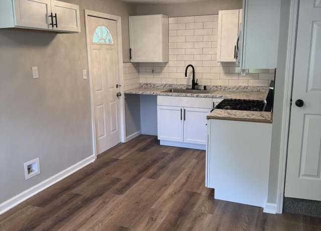 Property at 717 Creel Ave, Louisville, KY 40208, 3 beds, 1 bath