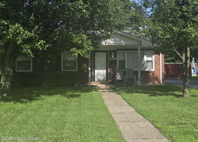 Property at 9907 Plaudit Way, Louisville, KY 40272, 3 beds, 2 baths