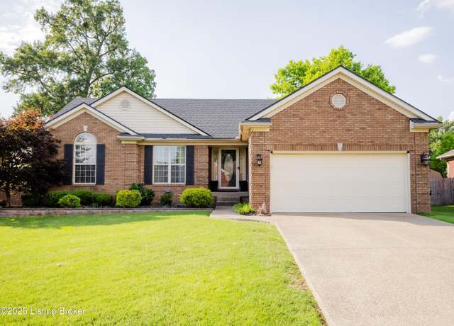 Property at 677 Shady Brook Ln, Louisville, KY 40229, 3 beds, 2.5 baths