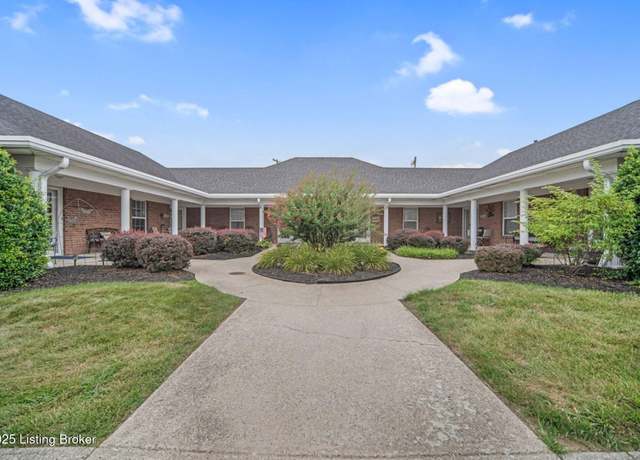 Property at 8110 Arthur Goins Blvd, Louisville, KY 40228, 2 beds, 1.5 baths