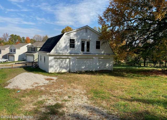 Property at 5663 W Indian Trl, Louisville, KY 40214