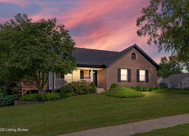 Property at 4830 Wooded Oak Cir, Louisville, KY 40245, 3 beds, 3 baths