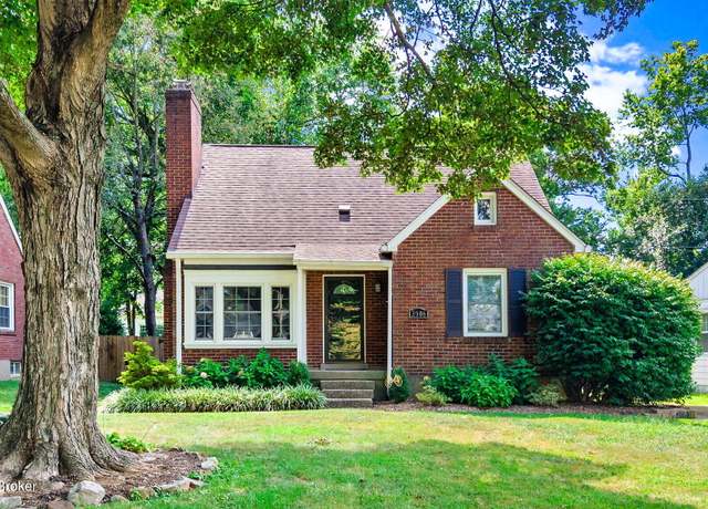 Property at 3906 Alton Rd, Louisville, KY 40207, 2 beds, 1 bath
